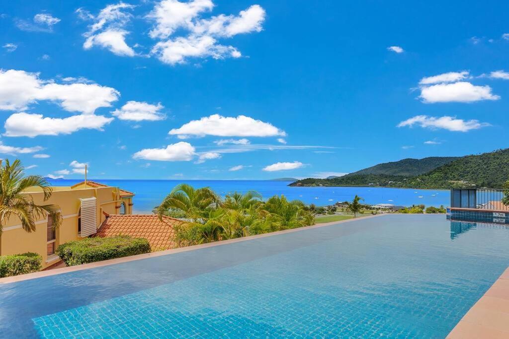 Aqua Vista Apartment Airlie Beach Exterior photo